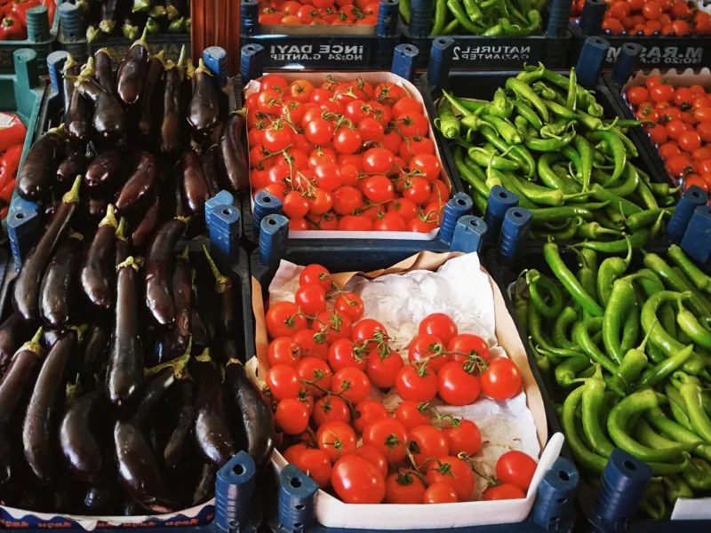 Dal campo alla tavola: i volti e le storie dietro ogni ingrediente di La Tana